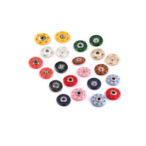 USED BEST THREAD,BUTTONS AND ZIPS